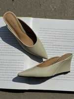 Bone Pointed Toe Wedge Heel