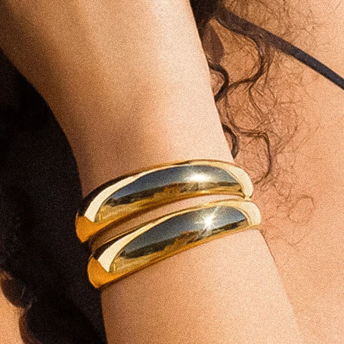Layered Round Gold Bangle